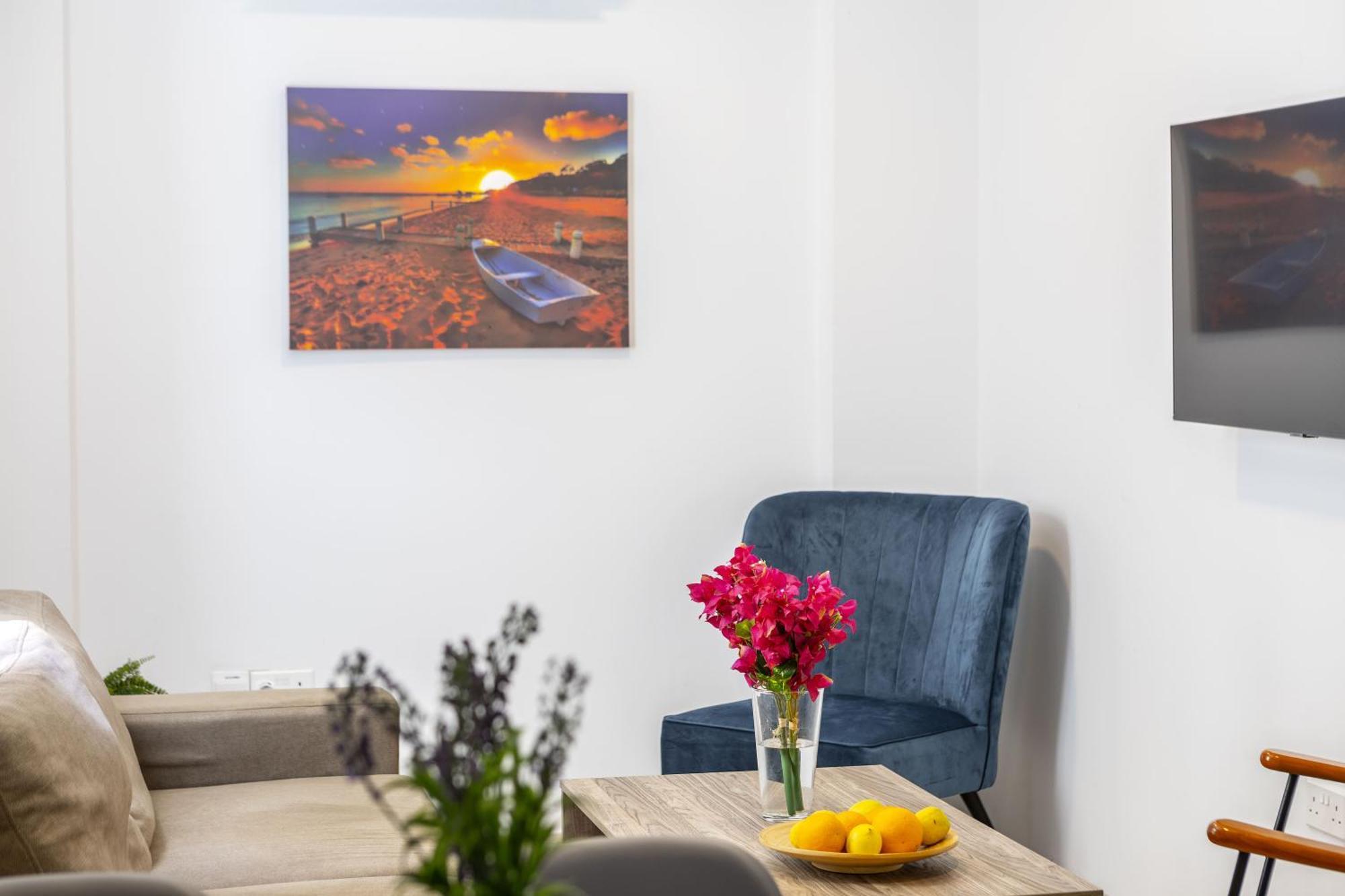 C-Premium Apts 100M From Beach And City Centre Larnaca Exterior photo