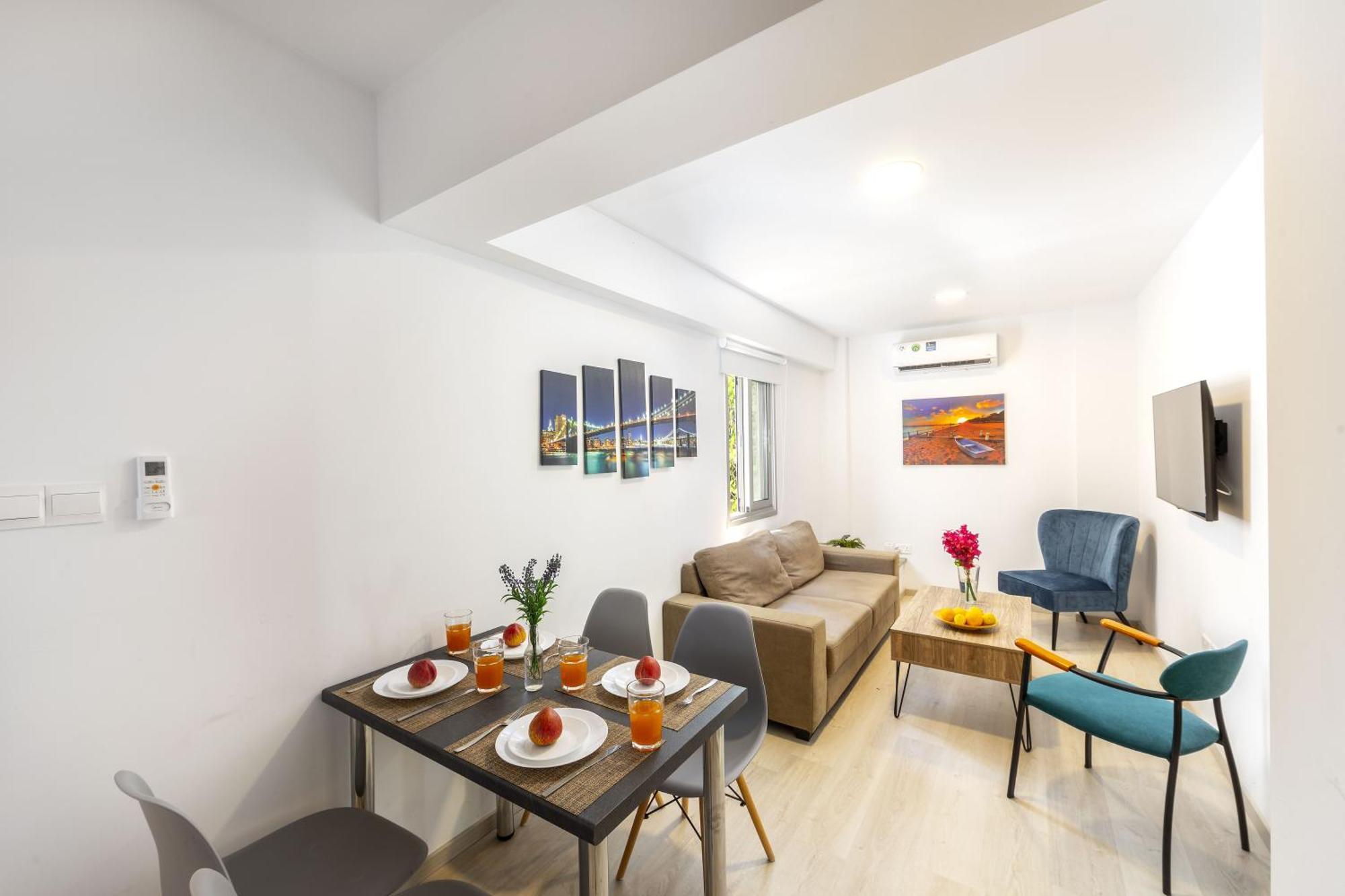 C-Premium Apts 100M From Beach And City Centre Larnaca Exterior photo