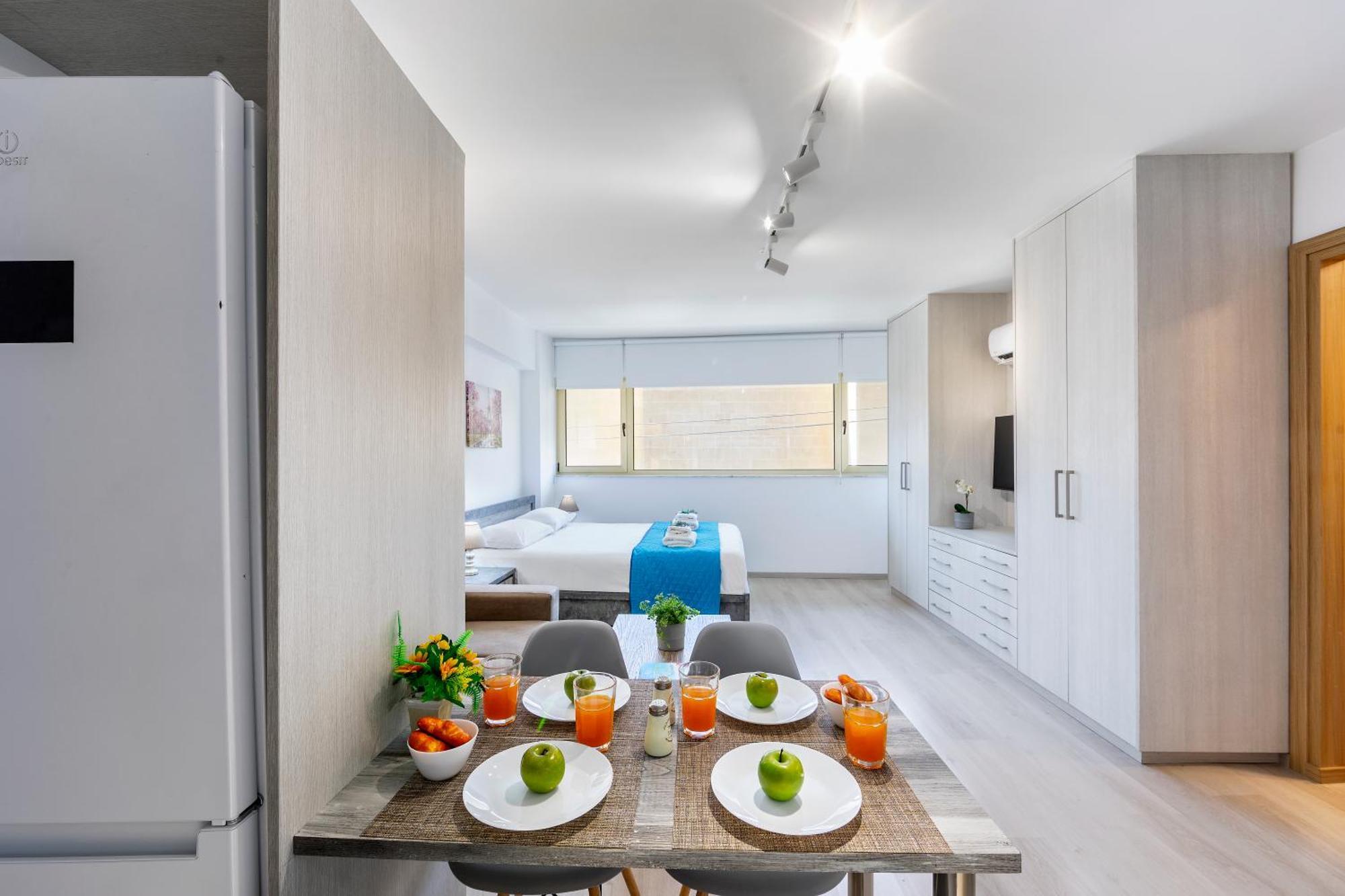 C-Premium Apts 100M From Beach And City Centre Larnaca Exterior photo
