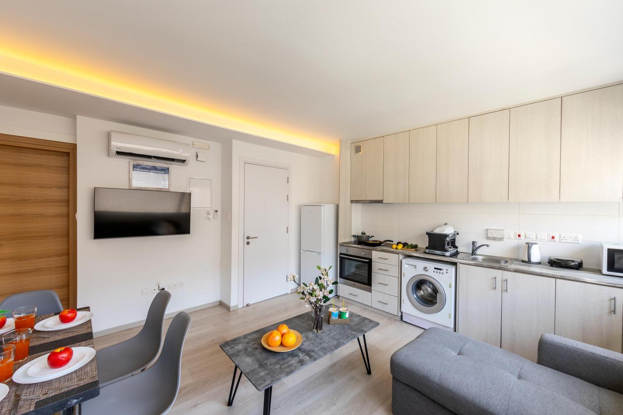 C-Premium Apts 100M From Beach And City Centre Larnaca Exterior photo