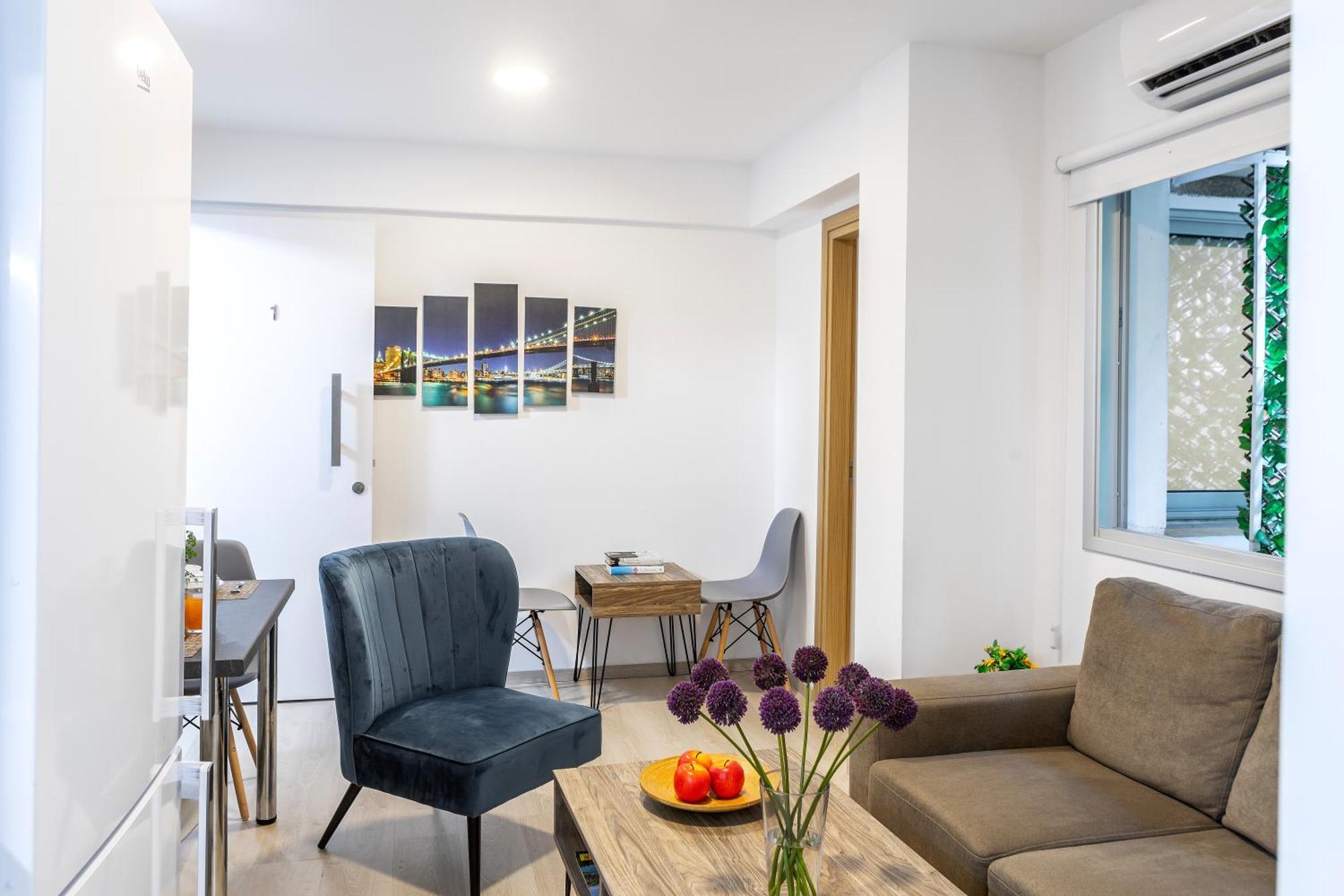 C-Premium Apts 100M From Beach And City Centre Larnaca Exterior photo