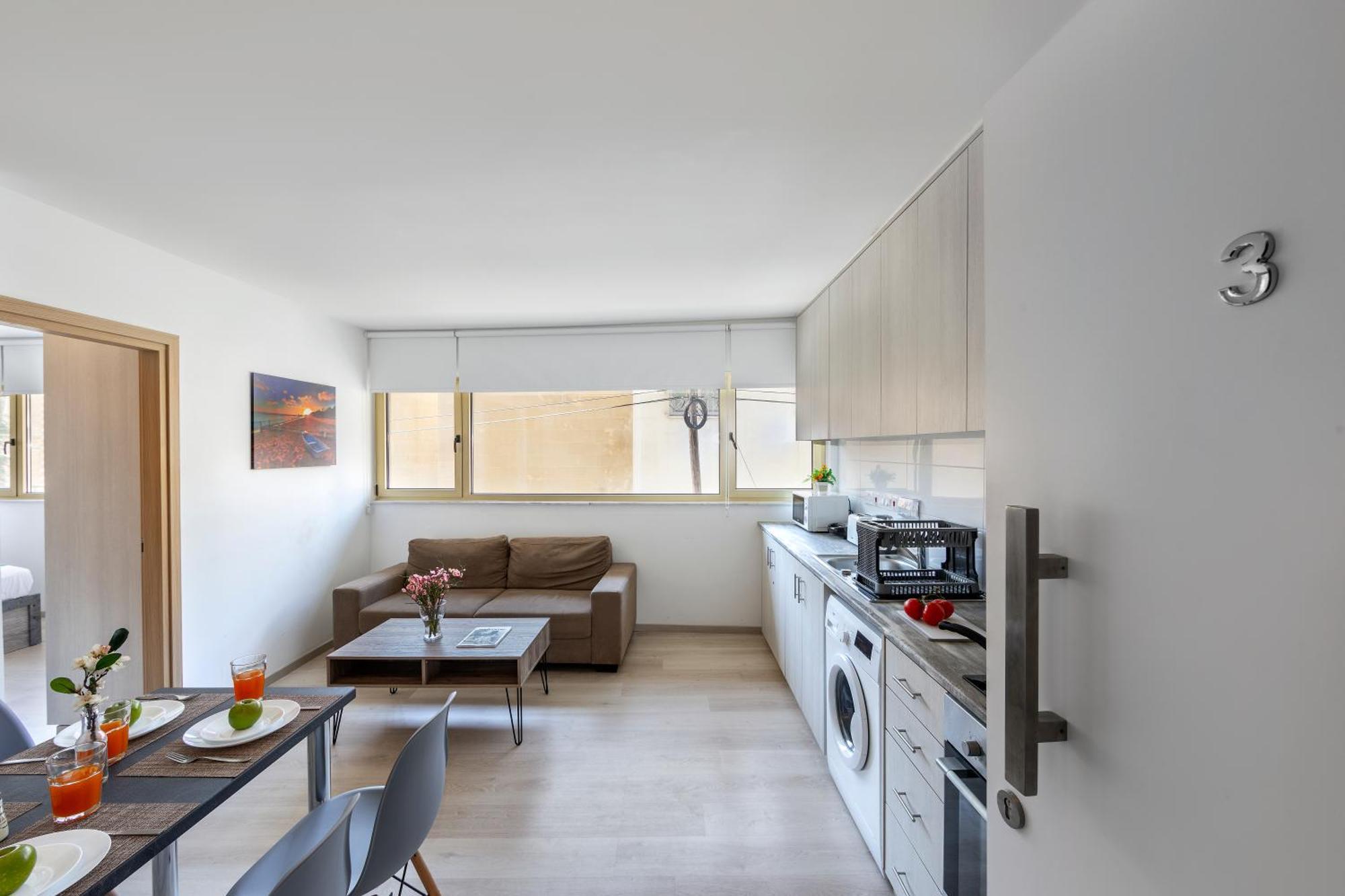C-Premium Apts 100M From Beach And City Centre Larnaca Exterior photo